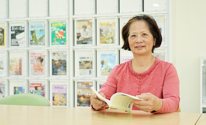 在地居民對圖書館相當熱愛，因而加入志工行列，為圖書館服務。