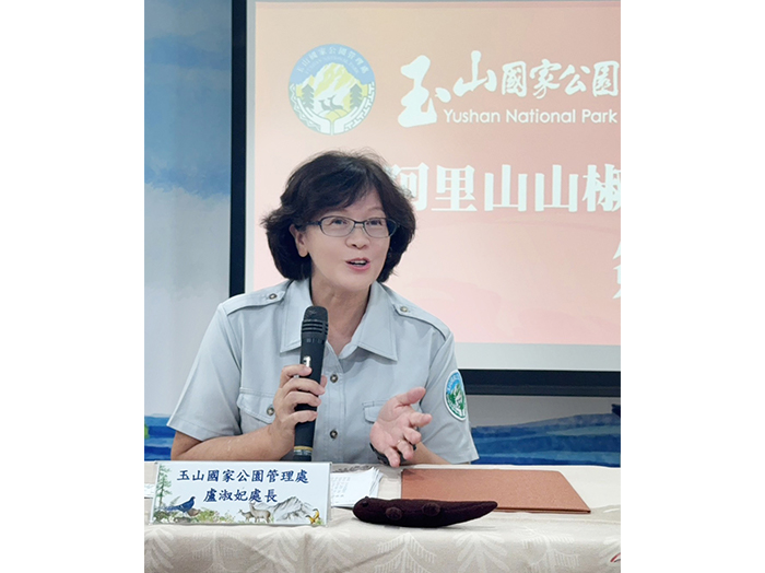 盧淑妃指出，臺灣黑熊像一把大傘，庇護、共育其他物種，是反映森林生態系健康與否的關鍵生物。