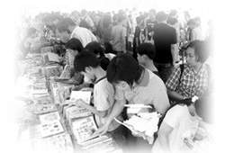 孩童參與好書交換，培養閱讀好書習慣。