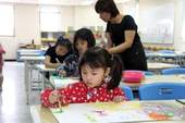 各式才藝研習課程,協助孩子探索興趣、發掘潛能。