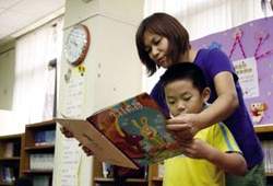 希望藉由說故事來啟發孩子們對於圖書館的好感。