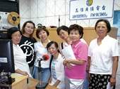 鼓山分館故事媽媽到高雄電台說故事。