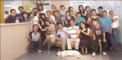 愛智圖書公司是一個溫情十足的企業，在這裡可以學到如何分享知識分享愛。