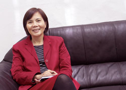 國立臺灣師範大學圖書資訊學研究所教授兼教務長陳昭珍希望，透過評鑑制度帶動地方首長對圖書館經營與閱讀推動的重視。