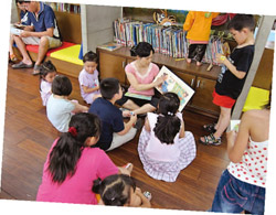 大安圖書館充分與社區合作，針對各年齡層都有創新的閱讀推廣。（臺中市文化局提供）