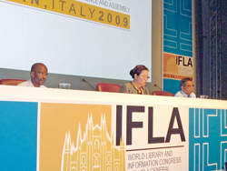 IFLA 是圖書館協會聯盟，全球最大的圖書館聯盟。